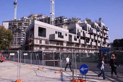 Image for Investors look beyond Italy's real estate scandal