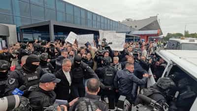 Image for Moldovan court sentences tycoon Plahotniuc to 19 years in fraud case