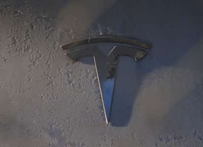 Image for Tesla's sales in Sweden fall 53.7% year-on-year in May