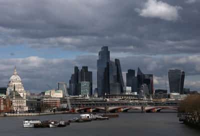 Image for Britain tells antitrust regulator to focus on economic growth