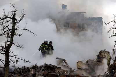 Image for Russia attacks Ukraine for third night in a row, Ukrainian officials say