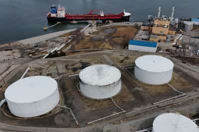 Image for Ample supply buffers US cargoes from price shock as Europe, Asia prices surge