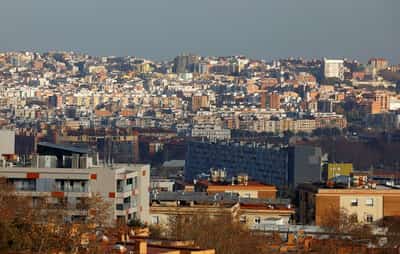 Image for Spain economy set to grow 2.7% in 2025, buoyed by private consumption, central bank says