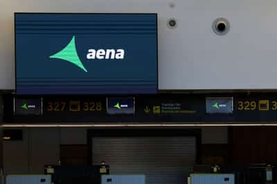 Image for Airlines object to Spain airport operator Aena's fee hike plan