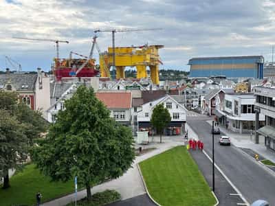 Image for Green Party pushes Norway oil phaseout as its political influence grows