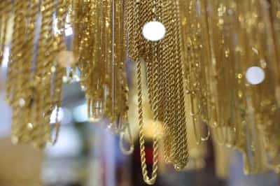 Image for Deutsche Bank raises 2026 gold forecast to $4,000 as bullion hits record highs