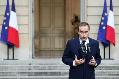Image for Reactions to the resignation of France's one-day old government