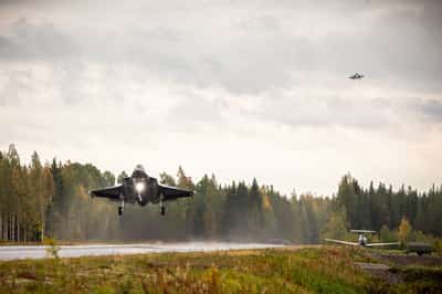 Image for Swiss see risk of tariffs increasing cost of U.S. F-35A jets