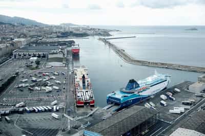 Image for Trump hails $20 billion investment by shipping firm CMA CGM