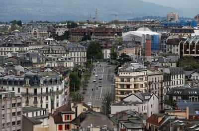 Image for Switzerland faces downside risks if full US tariffs bite, IMF says