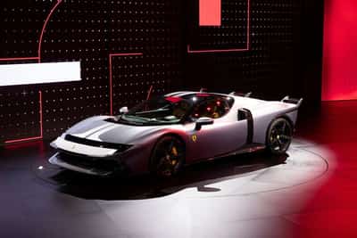 Image for Ferrari evokes spirit of 1980s with new 849 Testarossa hybrid