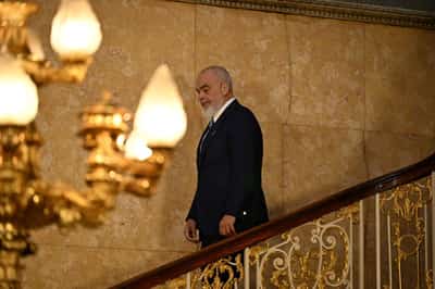 Image for Albanian PM seeks to stop judiciary from suspending ministers