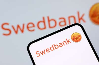 Image for Swedbank shares jump after DOJ closes investigation