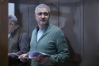 Image for Russia jails senior defence official for 13 years in corruption trial