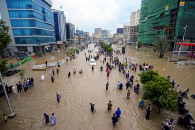 Image for Pakistan's financial capital Karachi hit by torrential rain and flooding