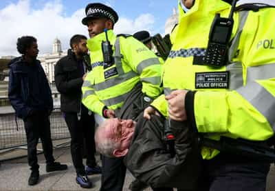 Image for London police arrest 212 people at protest over Palestine Action ban