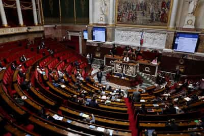 Image for France must squeeze spending or risk market backlash, says auditor