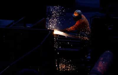 Image for UK finalises 500 million pound rail contract to save British Steel jobs