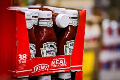 Image for New Kraft Heinz CEO's difficult choice: Split or double down