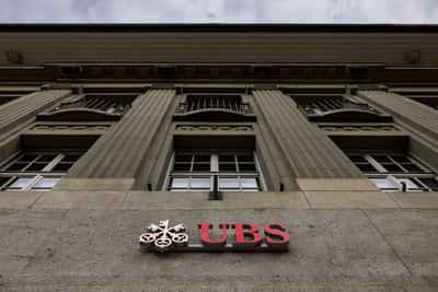 Image for UBS halts withdrawals from $469 million real estate fund for up to 3 years