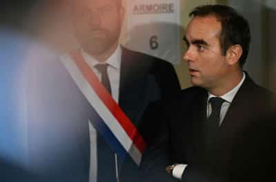 Image for French presidency unveils new cabinet as budget pressure intensifies