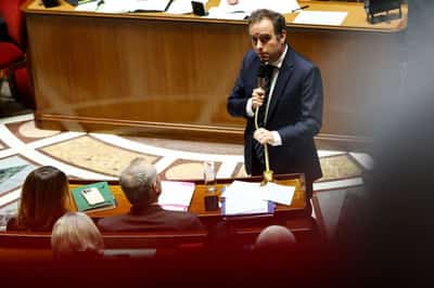 Image for Trump's comments on Greenland to be taken seriously, French Prime Minister says