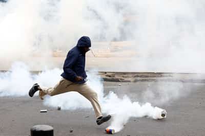 Image for Police officer arrested over shooting of civilian during Kenya protest