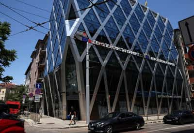 Image for Fitch upgrades Bulgaria to 'BBB+' on euro adoption approval