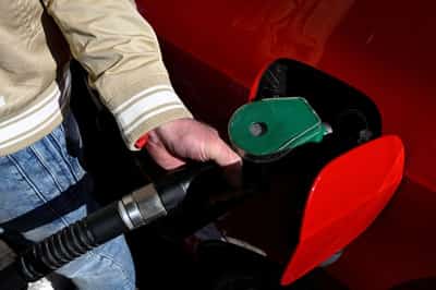Image for Slovakia allows setting higher fuel prices for foreigners