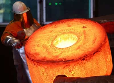 Image for Green hydrogen retreat poses threat to emissions targets