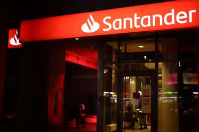 Image for Santander merges digital bank and consumer finance unit in Europe