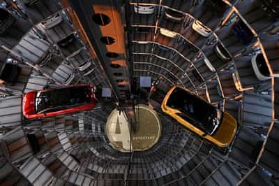 Image for Explainer-Europe's carmakers look to overturn 2035 combustion engine ban