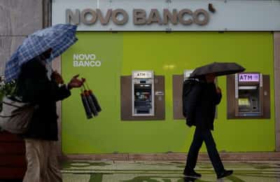 Image for Novo Banco's shareholders change bylaws for possible IPO, sources say