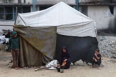 Image for UN aims to surge aid, medical supplies into Gaza once ceasefire starts