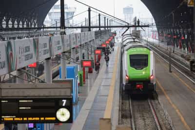 Image for Olympics-Milan hit by rail strike in run-up to opening of Games 