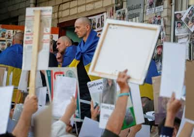 Image for Ukraine brings home new group of POWs, Zelenskiy says