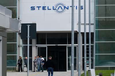 Image for Stellantis has cut 10,000 Italy jobs in four years, union reports