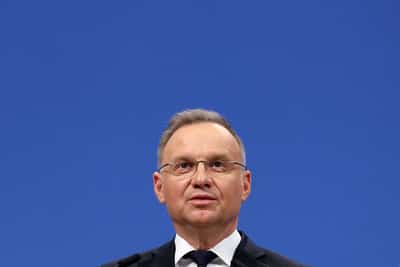 Image for Poland mulls enshrining defence spending, plans army training for all men