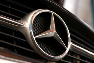 Image for Mercedes-Benz' pension trust sells Nissan holding for $324 million, source says
