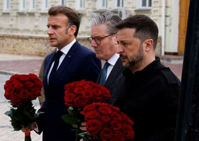 Image for France in talks with Britain, Ukraine about potential troops, Macron tells paper