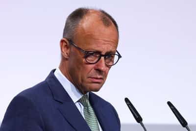 Image for Explainer-Court blow to Germany's new government on asylum: what happens now?