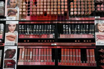 Image for L'Oreal chairman says Coty lacks business model