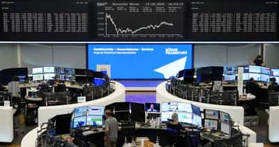 Image for European shares finish near three-week high, luxury shines; Fed's next move awaited