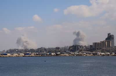 Image for Factbox-Trump peace plan envisions 'New Gaza' and Trump-led 'Board of Peace'