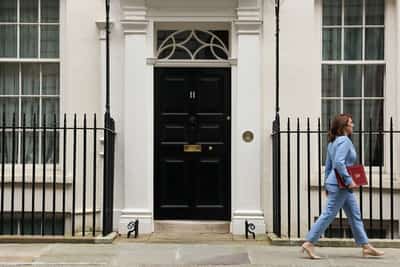 Image for UK finance minister Reeves gives budget update speech