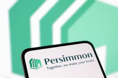 Image for UK's Persimmon eyes 2026 sales growth but margin concerns weigh on shares