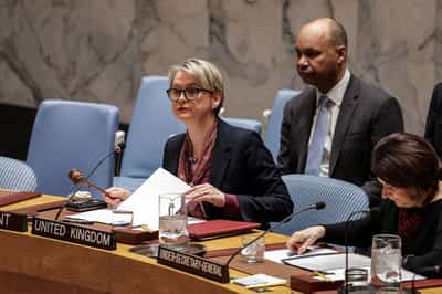 Image for UK sending rapid teams to help citizens leave Middle East