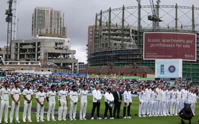 Image for Cricket-England in driving seat as India reach 204-6