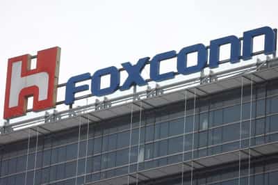 Image for Foxconn nears deal to supply electric buses to Mitsubishi Fuso, Nikkei reports