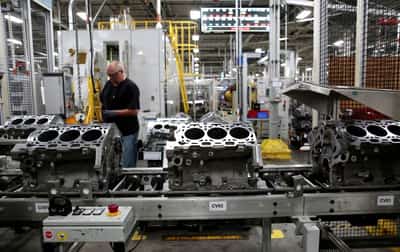 Image for Automakers urge US to extend North America free trade deal